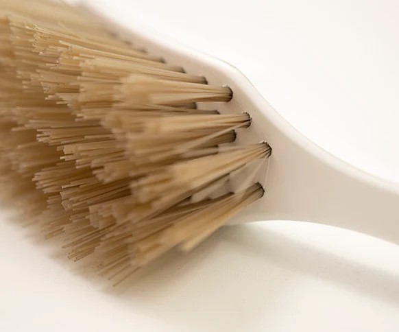¿Son las cepillos de PEEK resistentes a los productos químicos?cid=7
