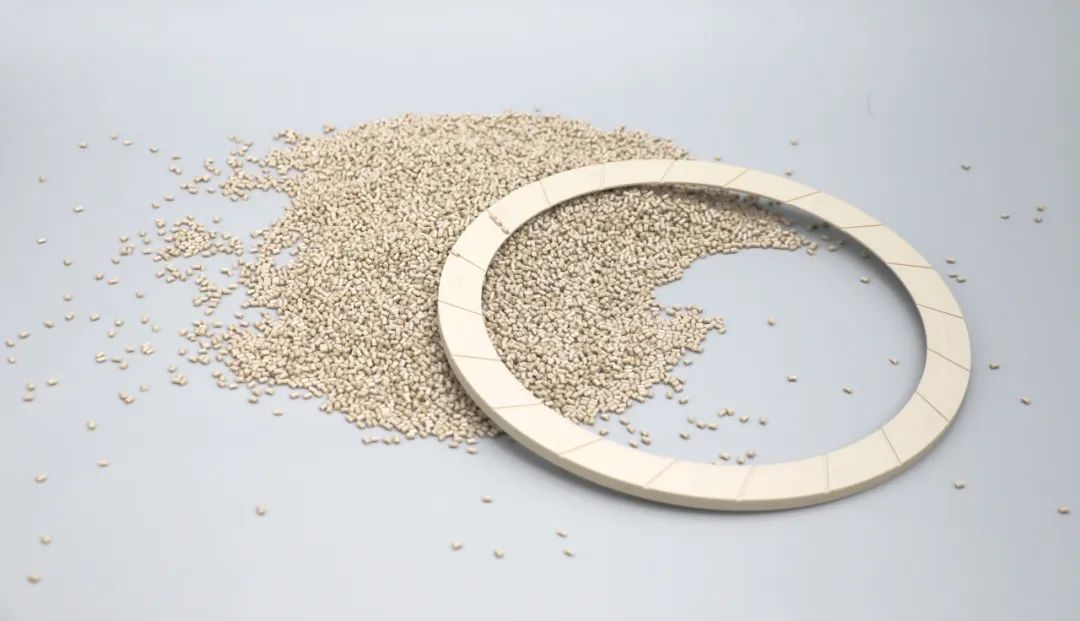 Material PEEK para Aros Retenedores CMP: Beneficios y Aplicaciones
