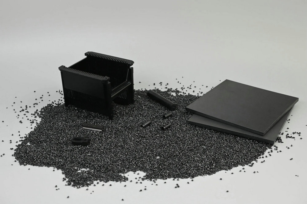 PEEK con 30% de fibra de carbono (CF30) explicado para ingenieros