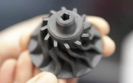 Por qué los impulsores de PEEK son el futuro de las aplicaciones de alta velocidad