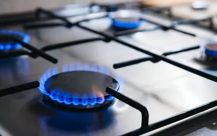 El auge del PEEK en el diseño de cocinas modernas