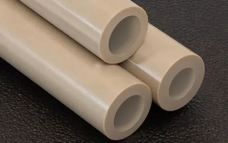 ¿Cuáles son los desafíos del almacenamiento de tubería de PEEK?